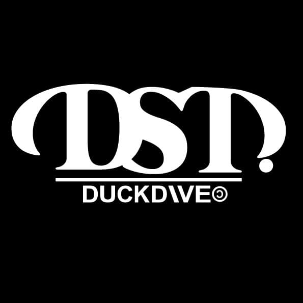 DUCKDIVE